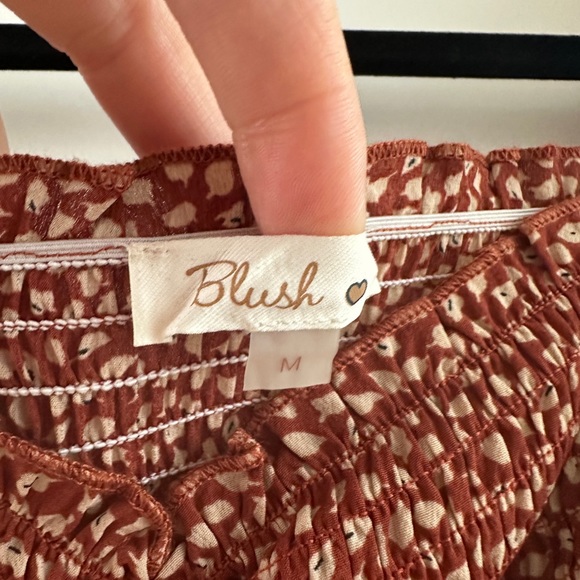 Blush Nordstrom rack Rust Puff Sleeve Smocked Blouse Dainty Print Festive Chic M - Picture 10 of 10